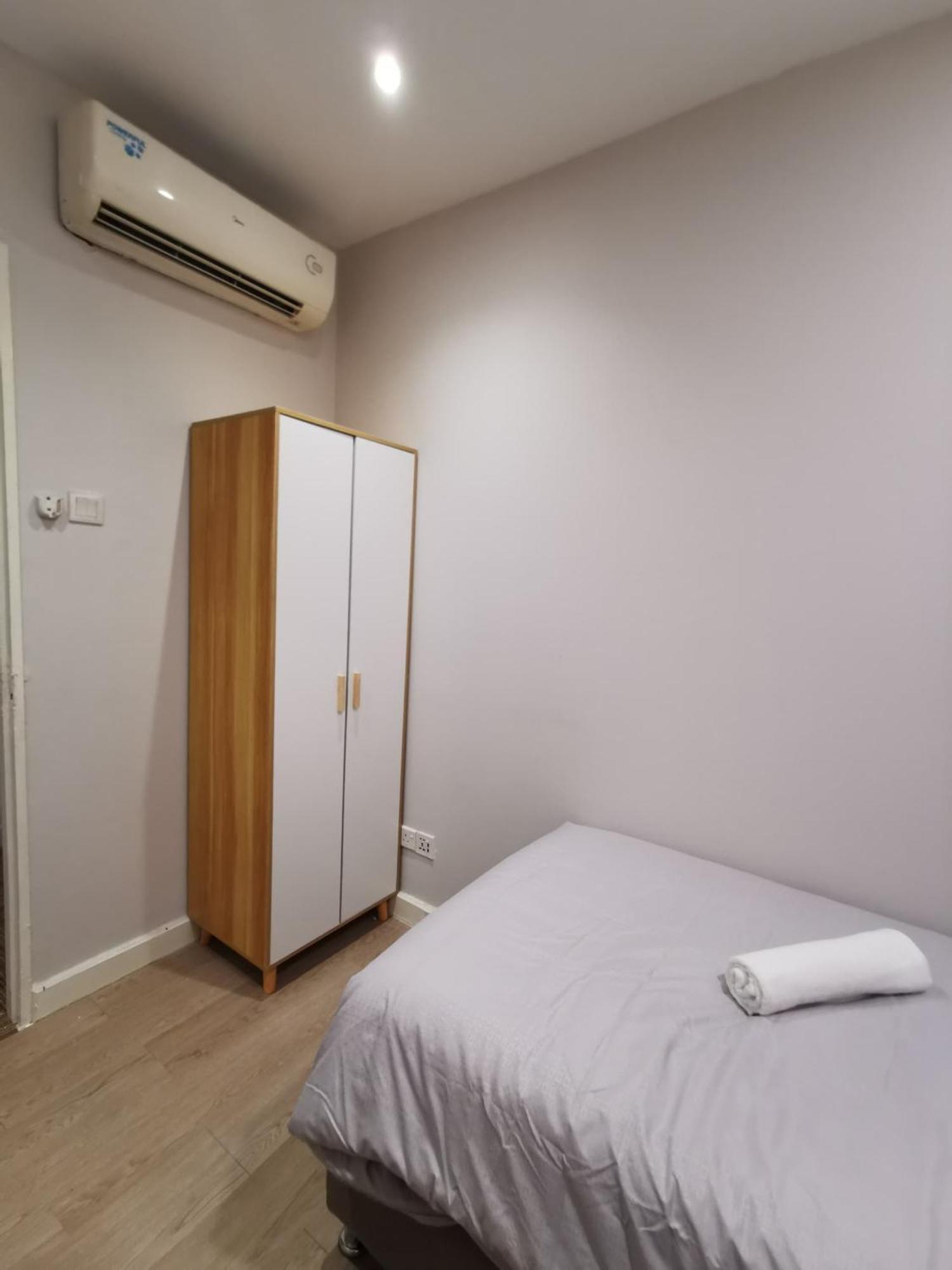 Autumn Guesthouse'S Near Jalan Alor Bukit Bintang Kuala Lumpur Bagian luar foto